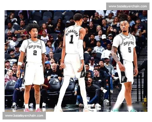 9 帽封神！文班率马刺两连胜登顶，锡安 27+10+7 空砍